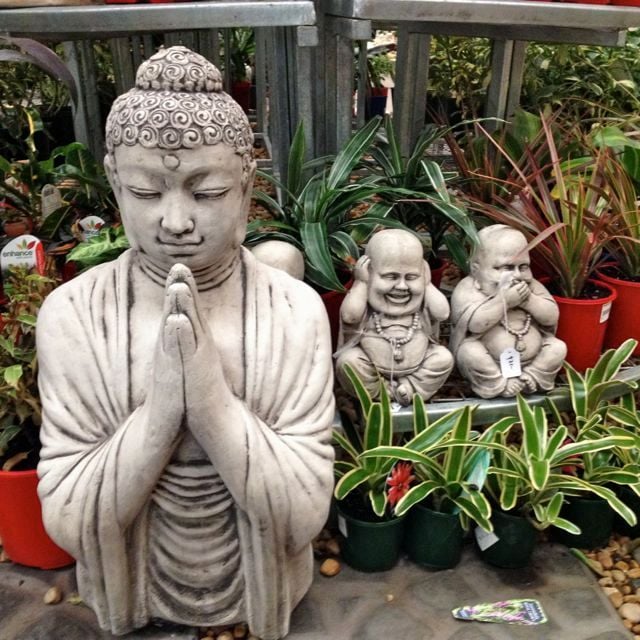 Thumbnail Statues Thumbnail Statues